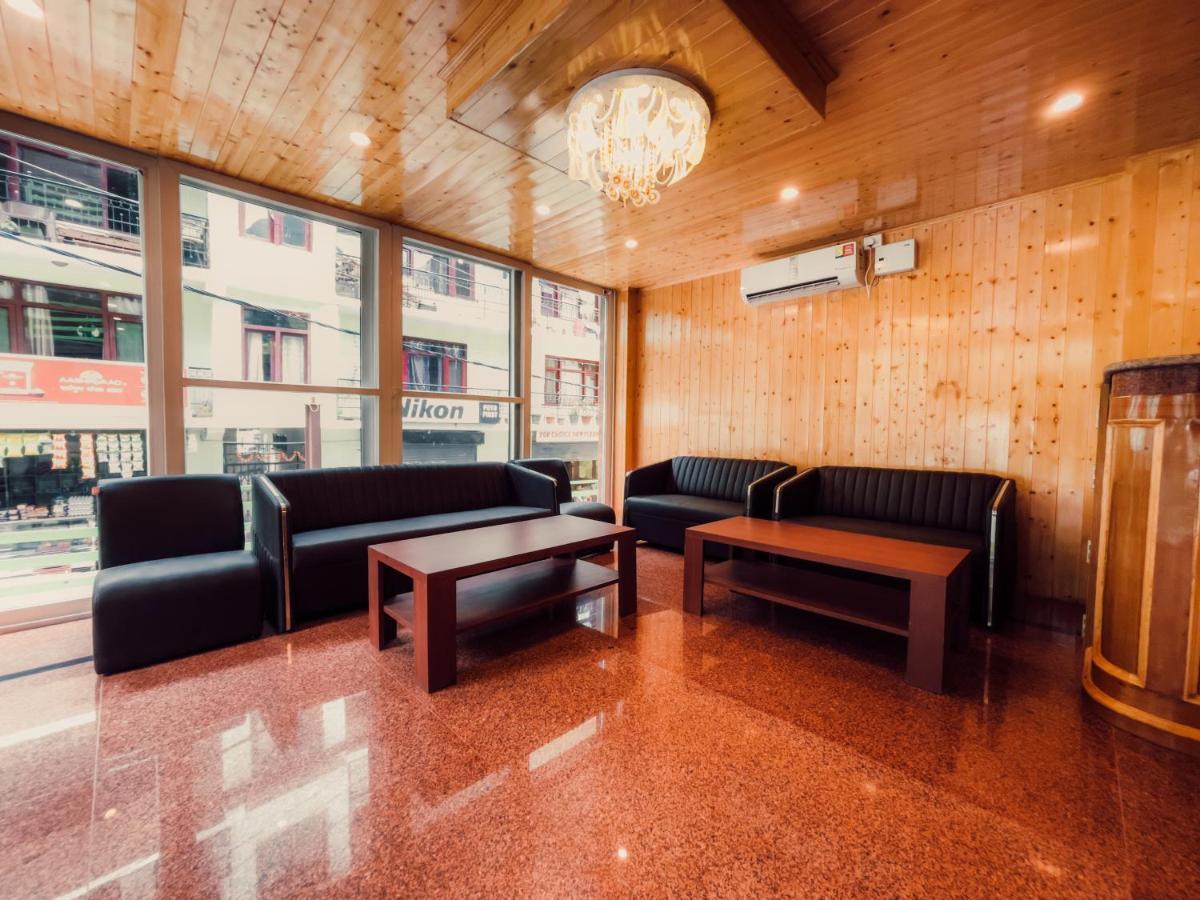 Hotel New Vistas Manāli Zewnętrze zdjęcie