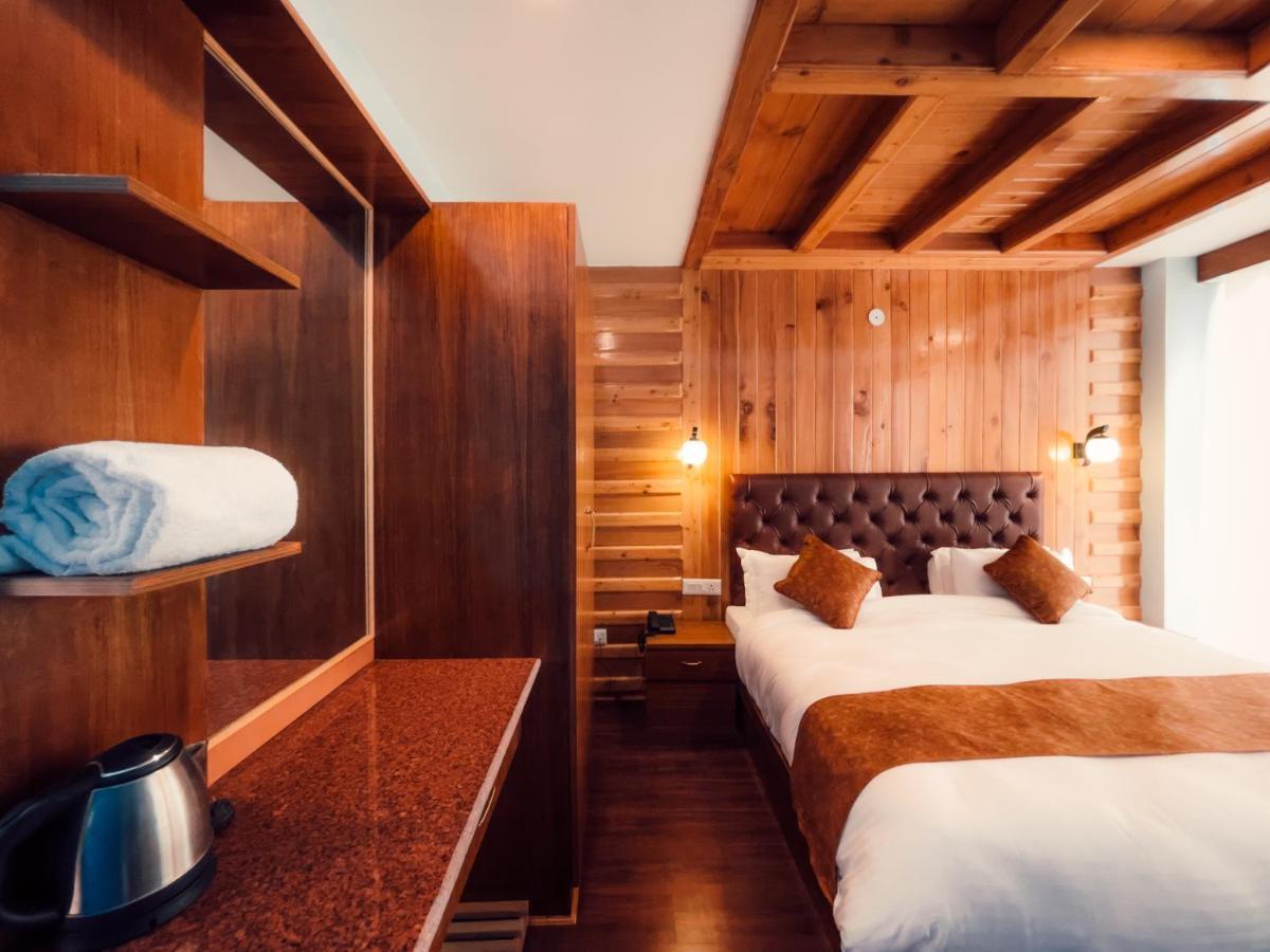 Hotel New Vistas Manāli Zewnętrze zdjęcie