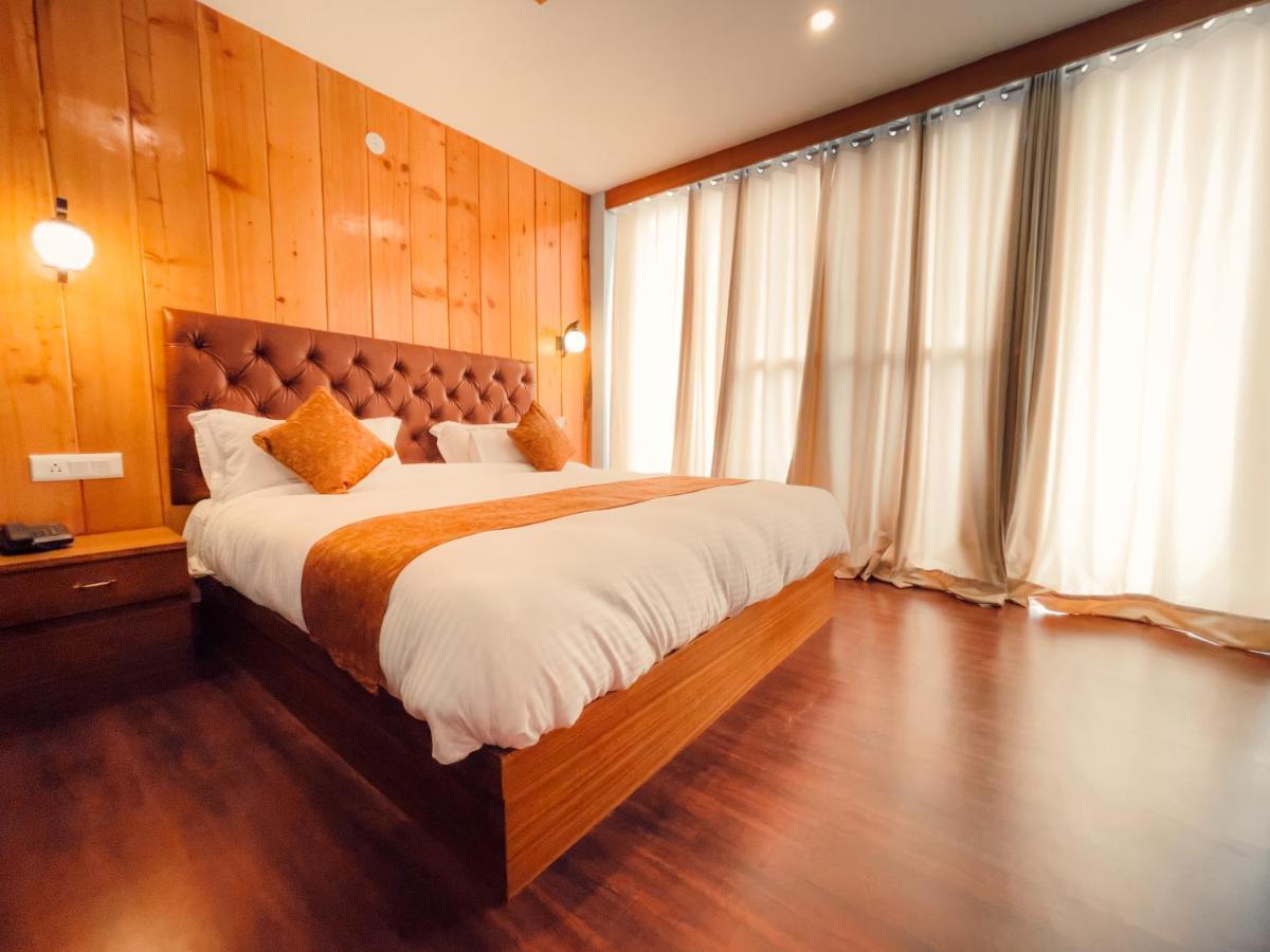 Hotel New Vistas Manāli Zewnętrze zdjęcie