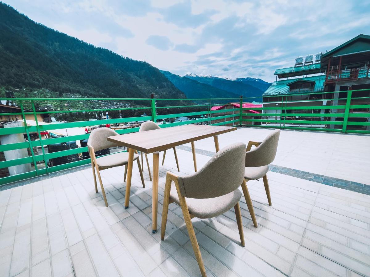 Hotel New Vistas Manāli Zewnętrze zdjęcie