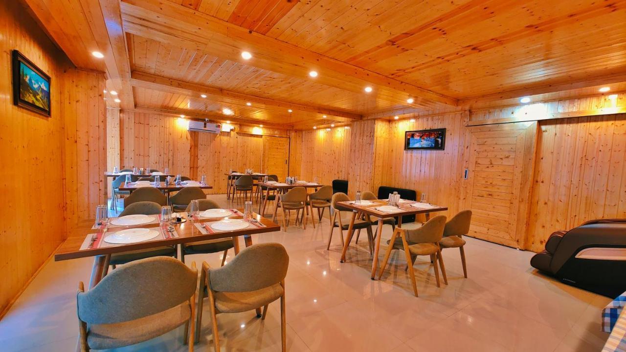 Hotel New Vistas Manāli Zewnętrze zdjęcie