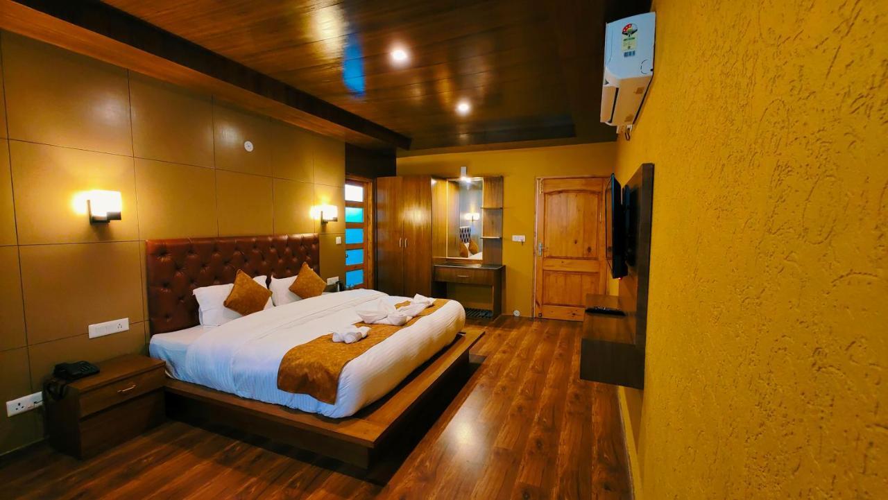 Hotel New Vistas Manāli Zewnętrze zdjęcie
